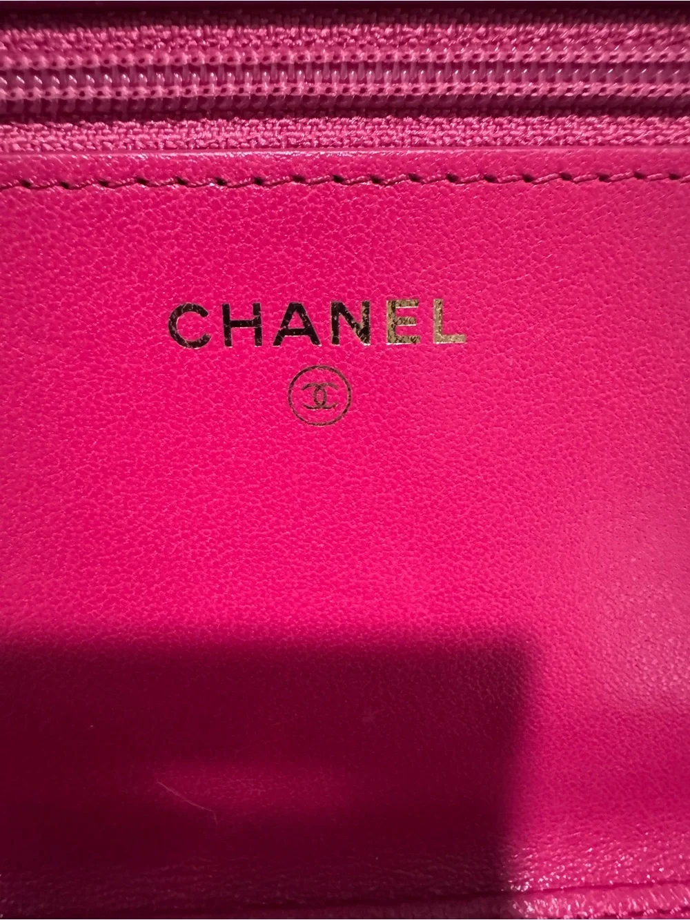 CHANEL Fuchsia Chevron Quilted Leather Crossbody with Gold Chain AUTHENTIC